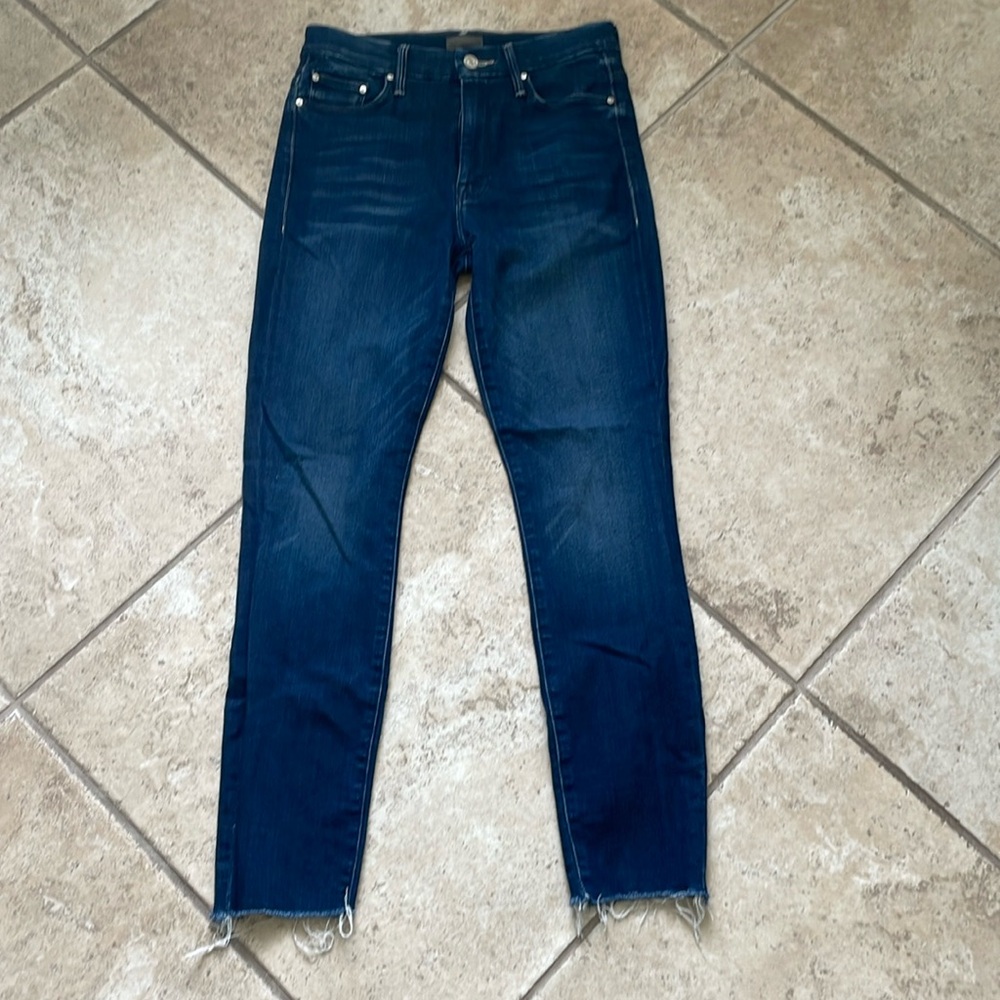 Mother high waisted looker ankle fray jean size 26